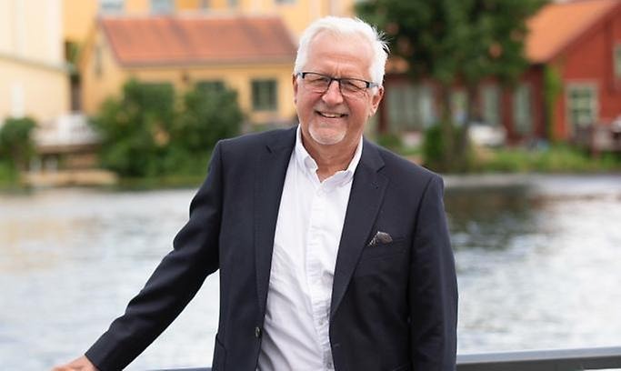 Porträttbild av Pär Eriksson